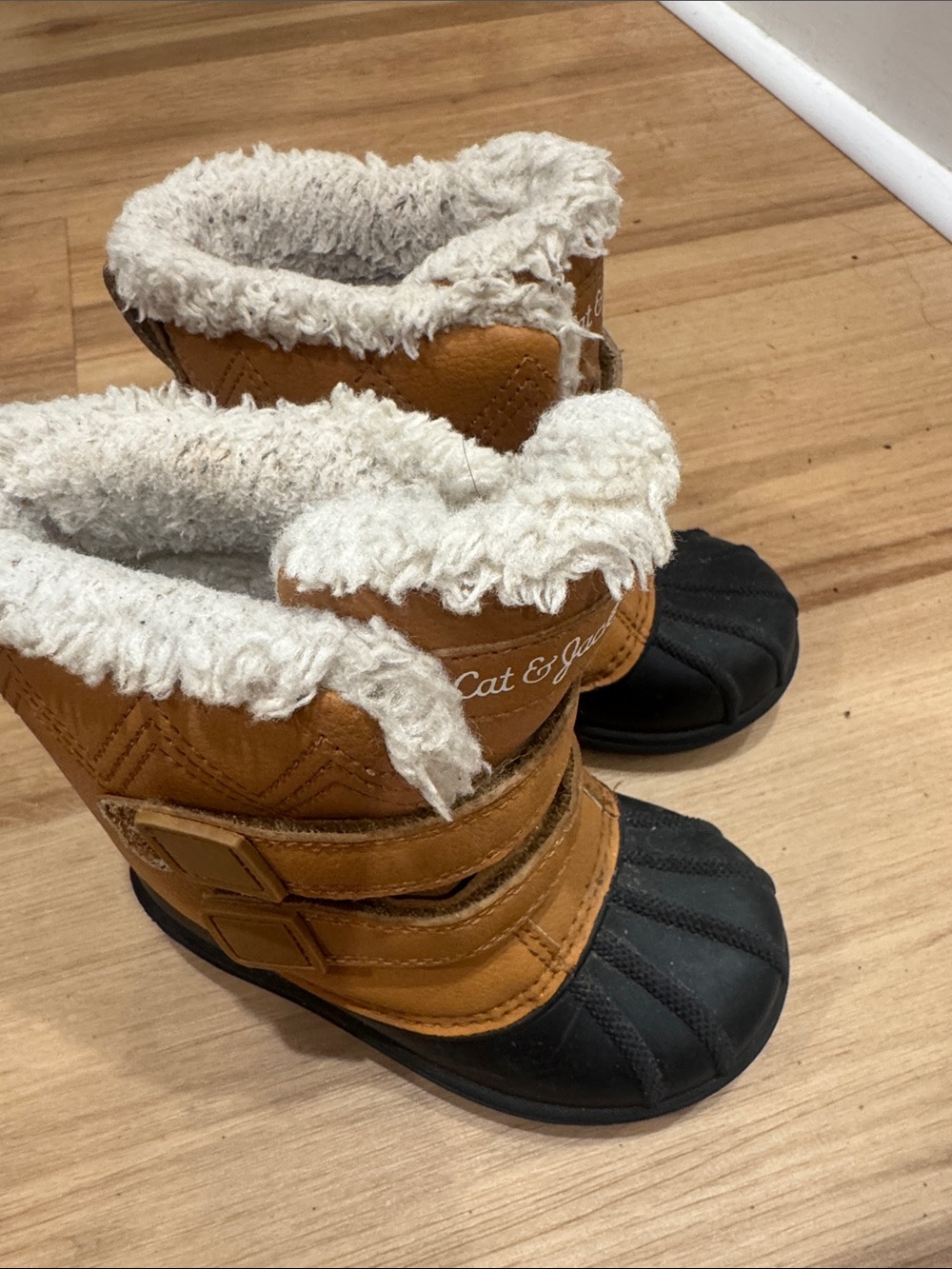 WaterproofCat & Jack Tan and Black Fleece-Lined Kids Winter Boots Toddler Size 7